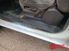 2004  Chevrolet  Silverado 3500  Pickup - Gasoline