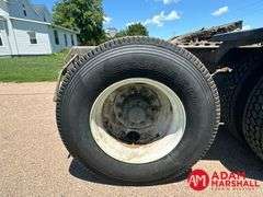1995  Ford  LTA9000   Semi Truck - Diesel