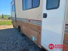 1988  Chevrolet   P30 Superchief Motorhome - 31FT