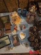 Pictures and Misc Decor