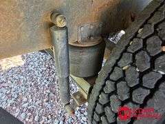 1993  International  Eagle 9300  Straight Truck
