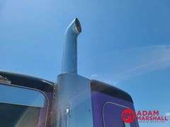 2014  Peterbilt  389  Semi Truck