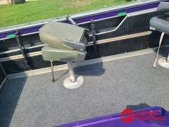 1970  Starcraft  V-Hull  Boat - 16FT