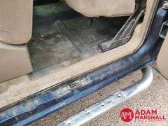 2005  Chevrolet  Silverado 2500  Pickup - Gasoline