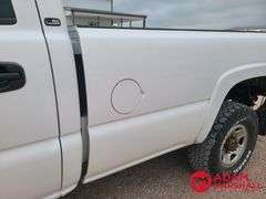 2004  Chevrolet  Silverado 3500  Pickup - Gasoline