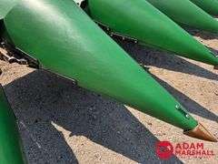 2019  John Deere  708C  Corn Head - 8R30