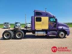 2000  Kenworth  T2000  Semi Truck