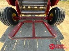 2013  New Holland  BR7090  Specialty Crop Baler