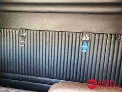 2016  Kenworth  T880  Semi Truck