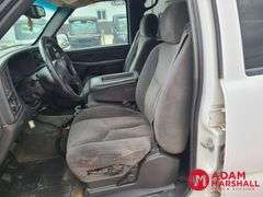 2004  Chevrolet  Silverado 3500  Pickup - Gasoline