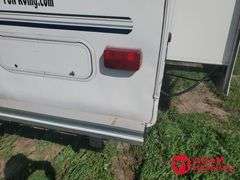 2002  Keystone  Cougar  5th Wheel Camper - 28FT