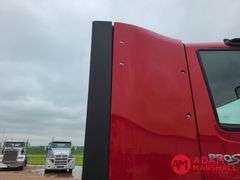 2014  International  Pro Star+  Semi Truck