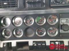 2012  Kenworth  T800  Semi Truck