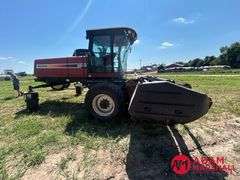 2005  Hesston  9240  Swather