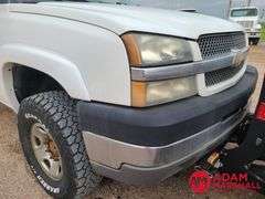 2004  Chevrolet  Silverado 3500  Pickup - Gasoline