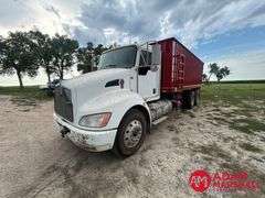 2008  Kenworth  T300  Straight Truck