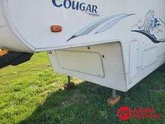 2002  Keystone  Cougar  5th Wheel Camper - 28FT