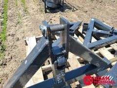 (1) Unused Wolverine Trailer Hitch Adapter for 3PT.