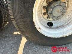 1995  Ford  LTA9000   Semi Truck - Diesel