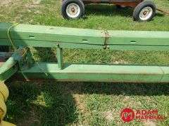 John Deere  Pull Type Silage Chopper