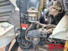 2005  International Harvester  8000  Semi Truck