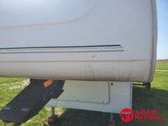 2002  Keystone  Cougar  5th Wheel Camper - 28FT