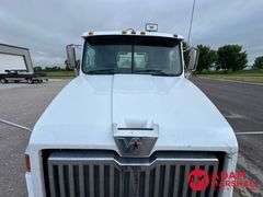 2016  Western Star  4700  Semi Truck
