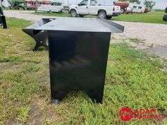 Unused  Welding  Table   - 5FT