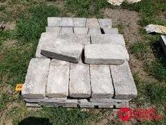 Freestanding Wall Block