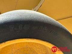 2008  Vermeer  605M  Round Baler