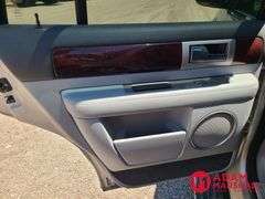 2006  Lincoln  Navigator  SUV - Gasoline