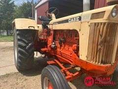 1966  J.I. Case  930  Tractor - Propane