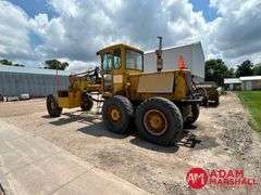 Caterpillar  120  Motor Grader - Mower
