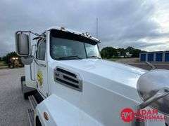 2016  Western Star  4700  Semi Truck