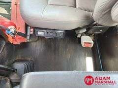 2011  Kenworth  T800  Semi Truck