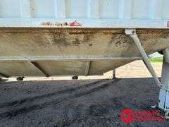 1996  Dakota  3200 Hopper  Grain Trailer - 32FT
