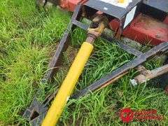 Hiniker  5600  Stalk Chopper/Windrower - 15FT