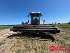 2005  Hesston  9240  Swather
