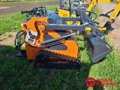 Unused 2024 Land Hero Mini Skid Steer Loader - Gasoline