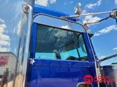 2006  Peterbilt  379  Semi Truck