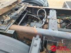 2005  International Harvester  8000  Semi Truck