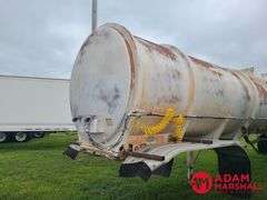 1976  Fruehauf  7000 Gallon Tanker  Trailer