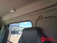 2016  Kenworth  T680  Semi Truck