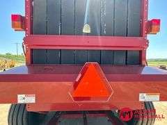2013  New Holland  BR7090  Specialty Crop Baler
