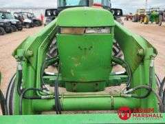 1984  John Deere  2950  Tractor w/Loader