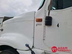 2004  International  9400t  Semi Truck