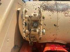 1966  J.I. Case  930  Tractor - Propane