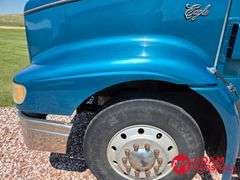 1993  International  Eagle 9300  Straight Truck