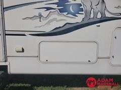 2002  Keystone  Cougar  5th Wheel Camper - 28FT