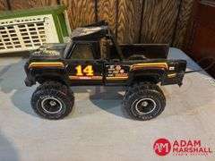 2 Vintage Metal Trucks One Is Tonka